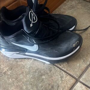 Nike Men’s Black  air zoom basketball  Shoes